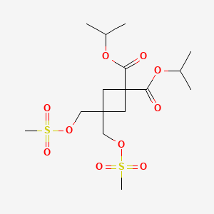 1，1-Bis(1-methylethyl) 3，3-bis[[(methylsulfonyl)oxy]methyl]-1，1-cyclobutanedicarboxylate