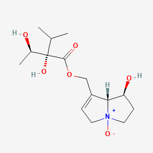 ((7S,7aR)-7-Hydroxy-4-oxo-3,4,5,6,7,7a-hexahydro-4lambda5-pyrrolizin-1-yl)methyl (2S)-2-hydroxy-2-((1R)-1-hydroxyethyl)-3-methylbutanoate